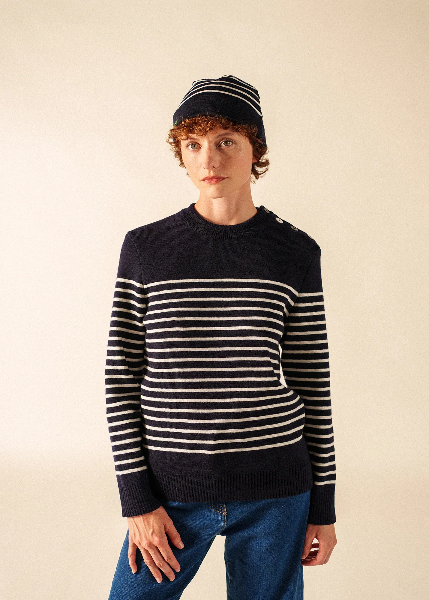 Glow-In-The-Dark Beanie - in wool (NAVY/PHOSPHORESCENT) - Image 4