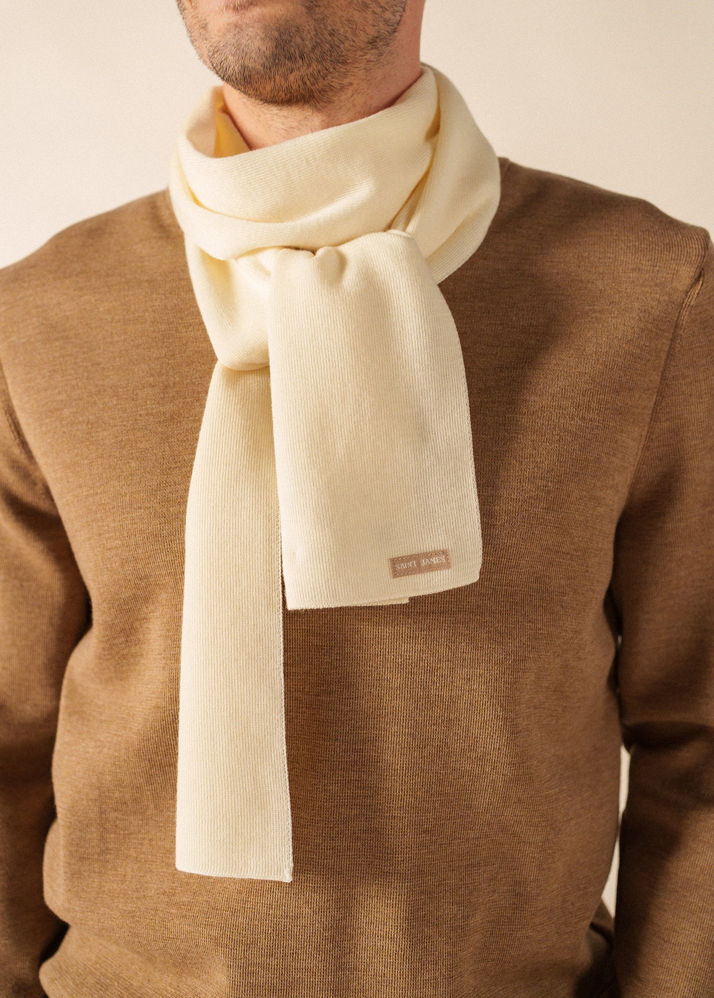 Marée Solid Scarf - in wool (BLANC) - Image 5