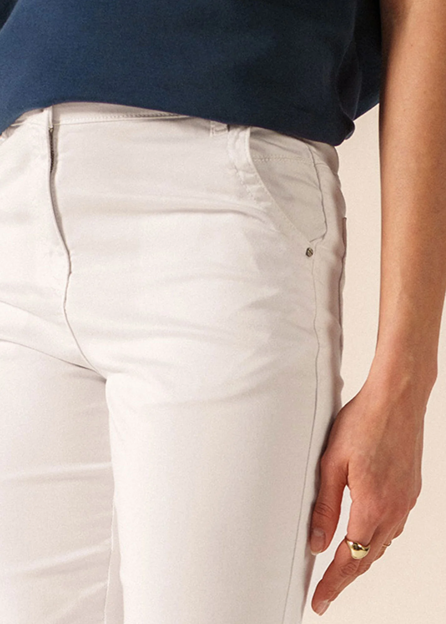 Samantha Bermuda shorts (BLANC) - Image 4